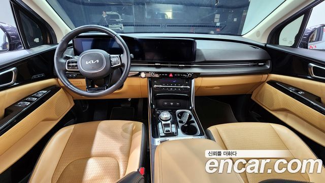 Kia Carnival 2023 thumb 8