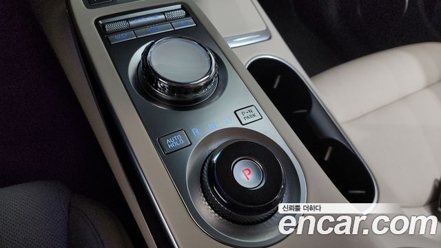 Genesis GV70 2021 thumb 10