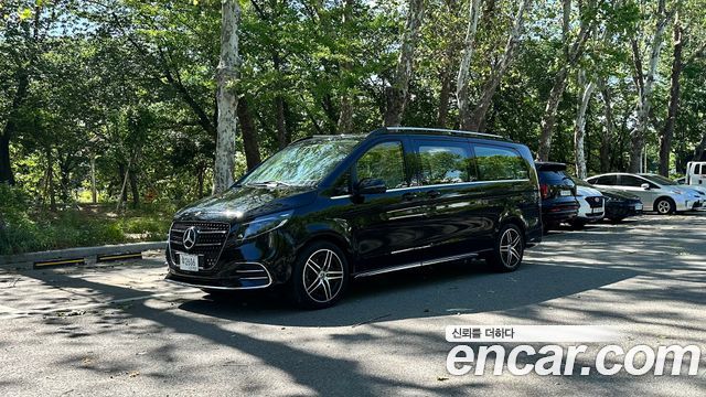 Mercedes-Benz V-Class 2025 thumb 2