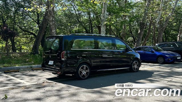 Mercedes-Benz V-Class 2025 thumb 3