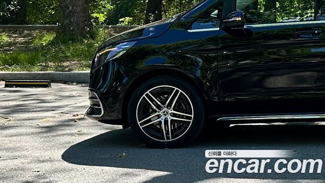 Mercedes-Benz V-Class 2025 thumb 6