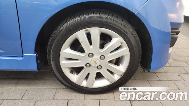 Chevrolet Spark 2015 thumb 6