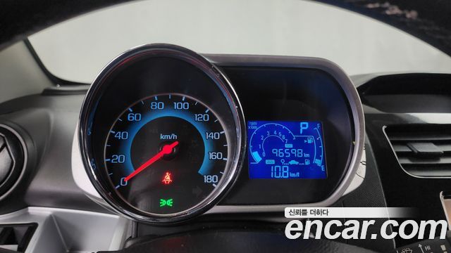 Chevrolet Spark 2015 thumb 9