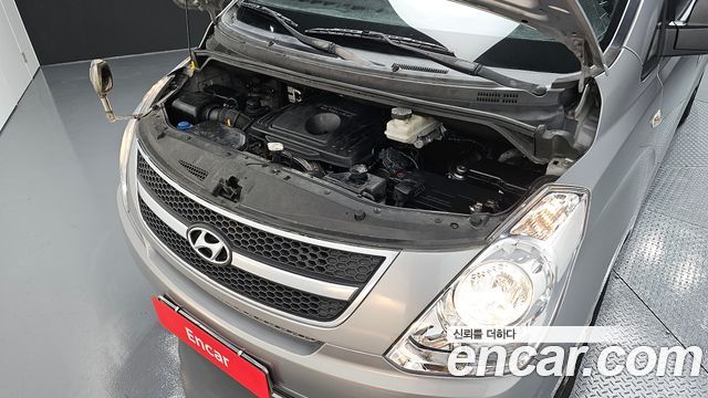 Hyundai Starex 2014 thumb 6