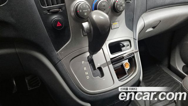 Hyundai Starex 2014 thumb 9