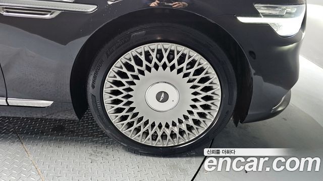 Genesis G90 2020 thumb 5