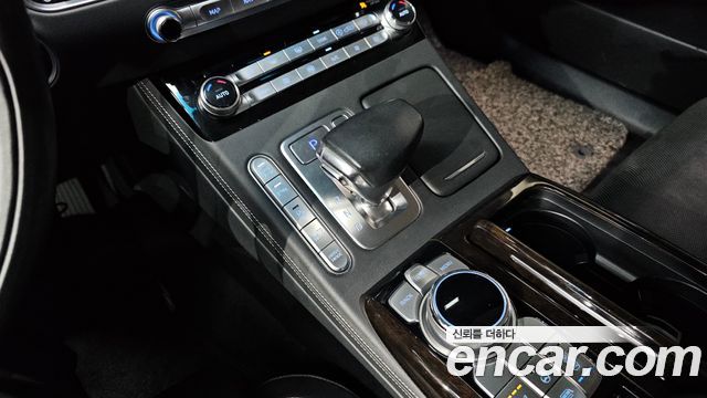 Genesis G90 2020 thumb 9