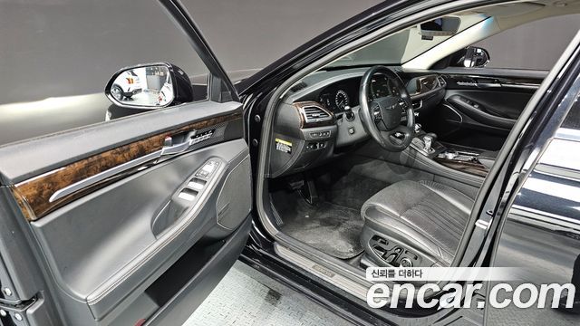 Genesis G90 2020 thumb 10
