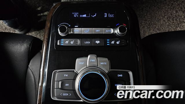 Genesis G90 2020 thumb 11