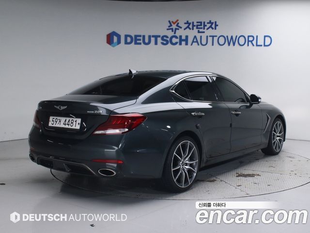 Genesis G70 2017 thumb 3