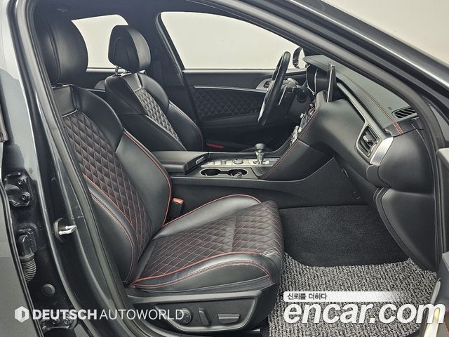 Genesis G70 2017 thumb 10