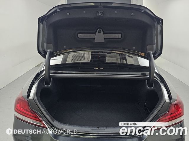 Genesis G70 2017 thumb 12
