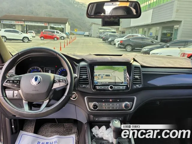 SsangYong Rexton 2021 thumb 8