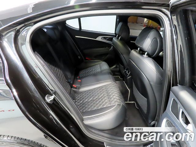 Genesis G70 2019 thumb 9