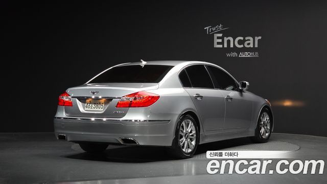 Hyundai Genesis 2012 thumb 3
