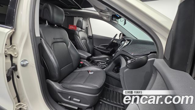 Hyundai Santa Fe 2012 thumb 11
