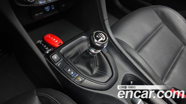 Hyundai Veloster 2019 thumb 9