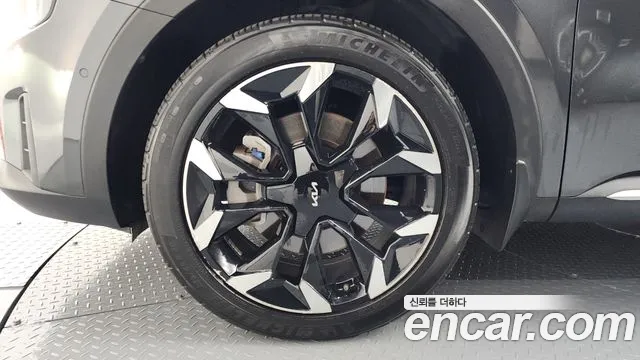 Kia Sorento 2023 thumb 6
