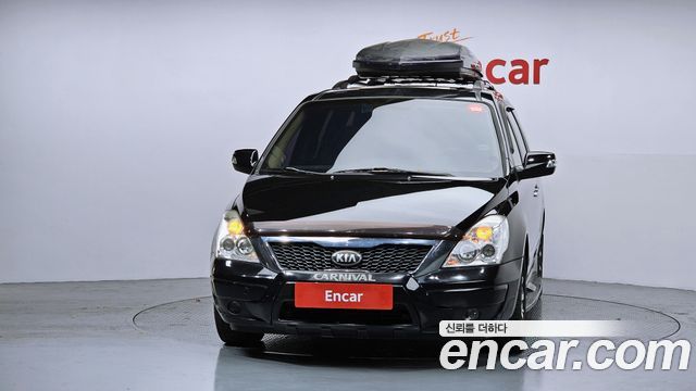 Kia Carnival 2013 thumb 4