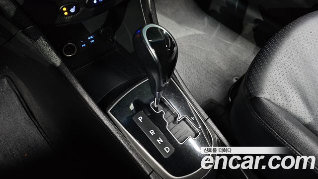 Hyundai Accent 2017 thumb 9