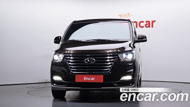 Hyundai Starex 2018 thumb 4