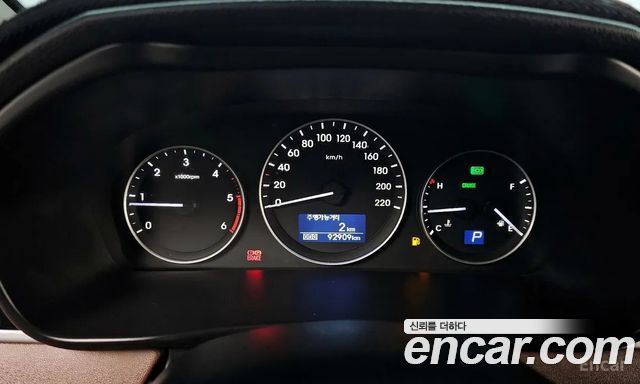 Hyundai Starex 2018 thumb 9