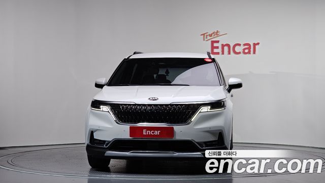 Kia Carnival 2020 thumb 4