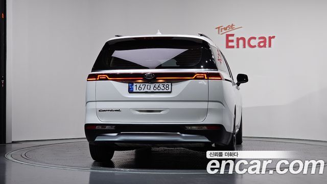 Kia Carnival 2020 thumb 5