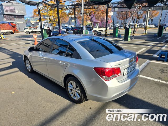 Chevrolet Cruze 2013 thumb 2
