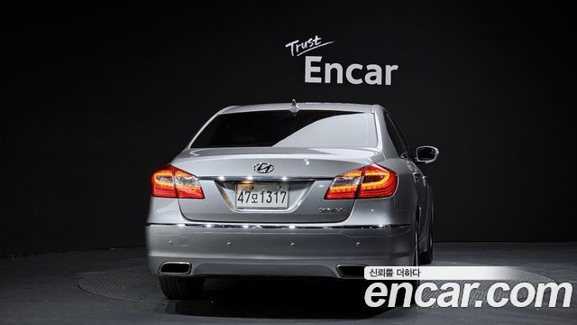 Hyundai Genesis 2013 thumb 5