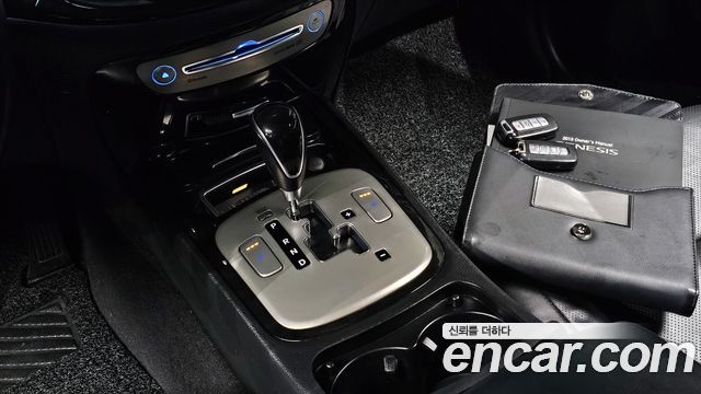 Hyundai Genesis 2013 thumb 9