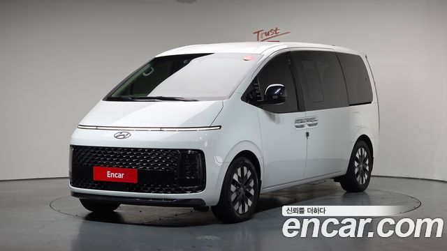 Hyundai Staria 2021 thumb 2