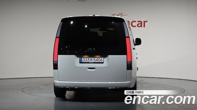 Hyundai Staria 2021 thumb 5