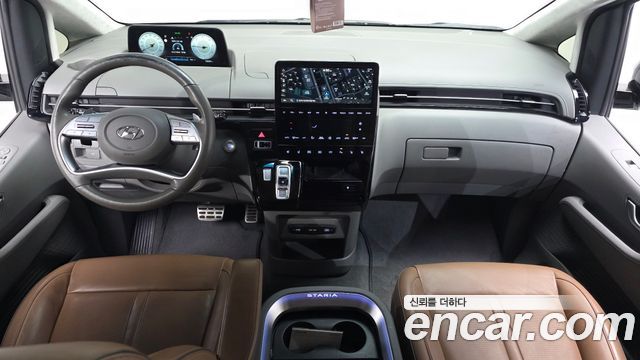 Hyundai Staria 2021 thumb 8