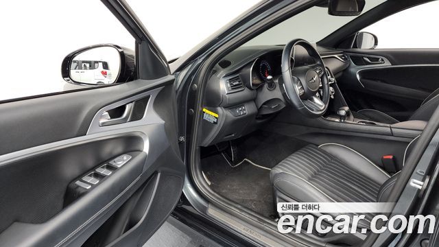 Genesis G70 2019 thumb 10