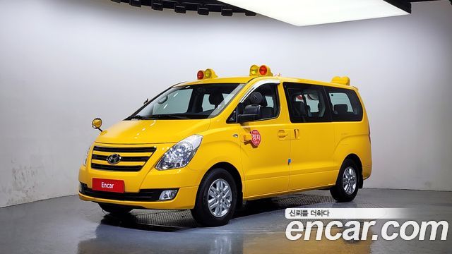 Hyundai Starex 2016 thumb 2