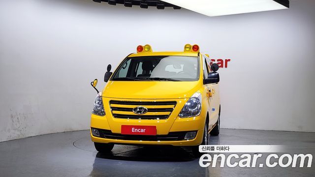 Hyundai Starex 2016 thumb 4