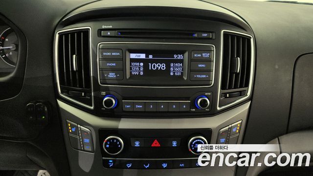 Hyundai Starex 2016 thumb 11