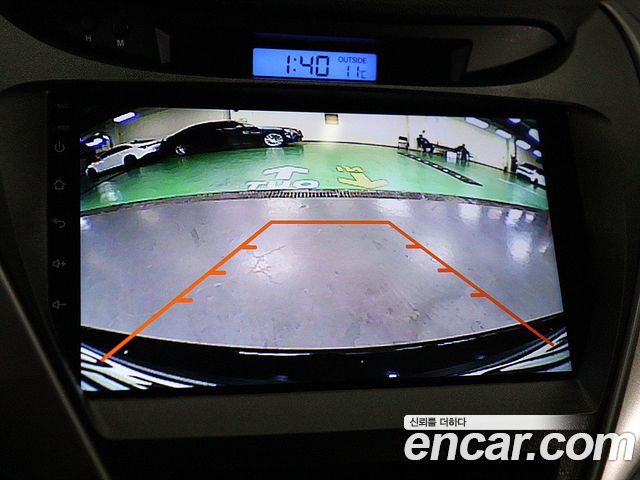 Hyundai Avante 2010 thumb 9