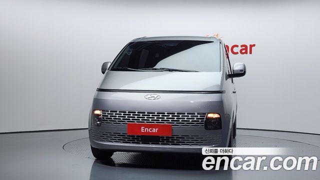 Hyundai Staria 2022 thumb 4