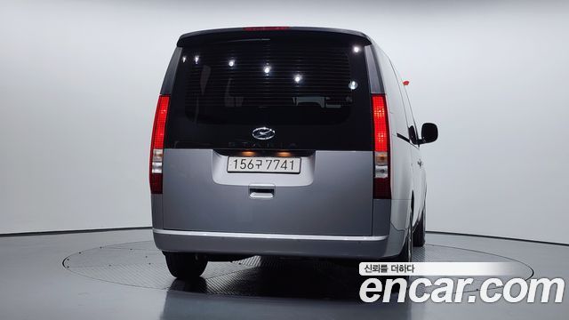 Hyundai Staria 2022 thumb 5
