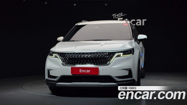 Kia Carnival 2023 thumb 4