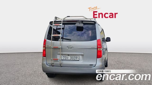 Hyundai Starex 2011 thumb 4