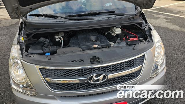 Hyundai Starex 2011 thumb 6