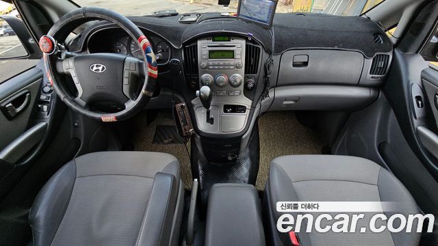 Hyundai Starex 2011 thumb 7
