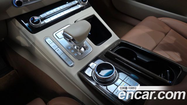 Genesis G90 2020 thumb 10