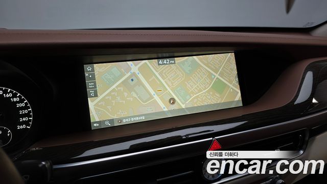 Genesis G90 2020 thumb 11