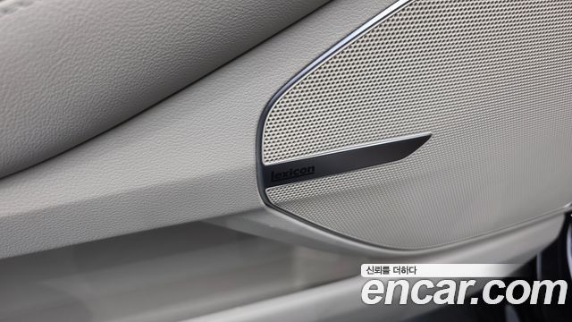 Genesis G90 2020 thumb 12