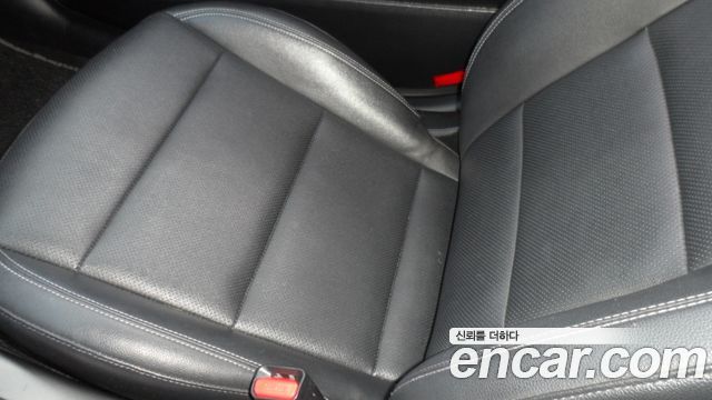 Kia K3 2013 thumb 11