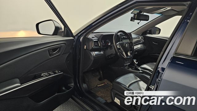 SsangYong Tivoli 2019 thumb 10